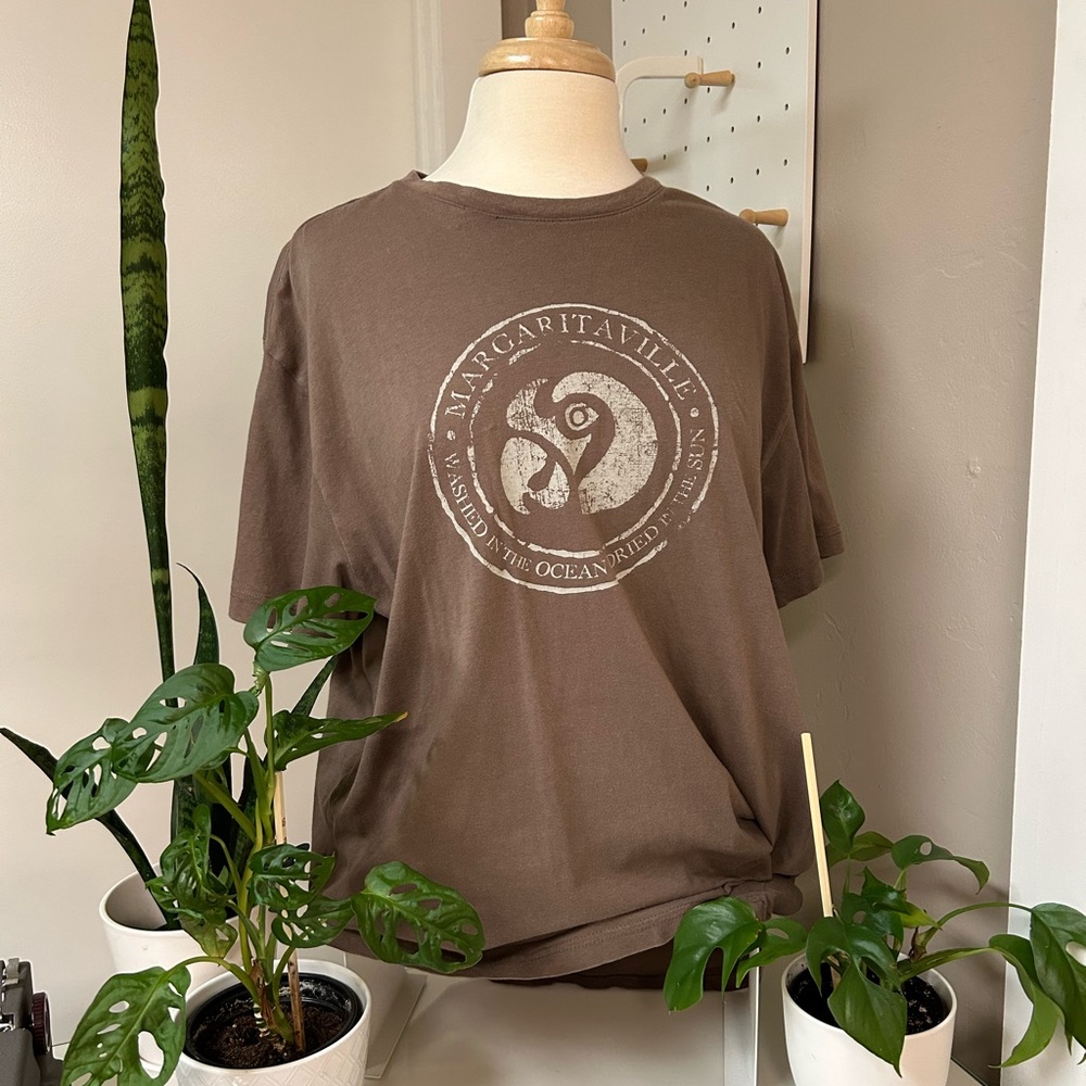 Margaritaville brown tee